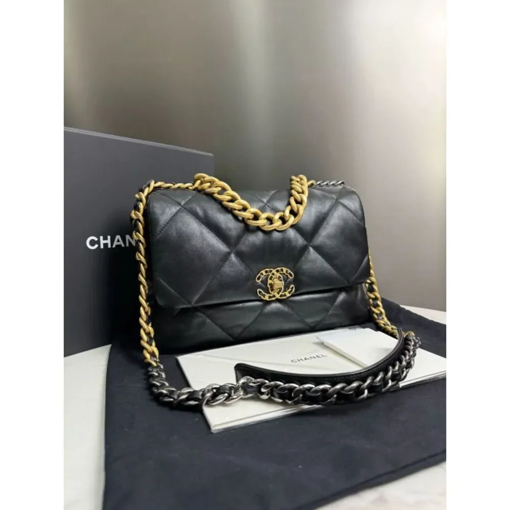 Chanel Women Pre-Loved Bag Very Good Condition